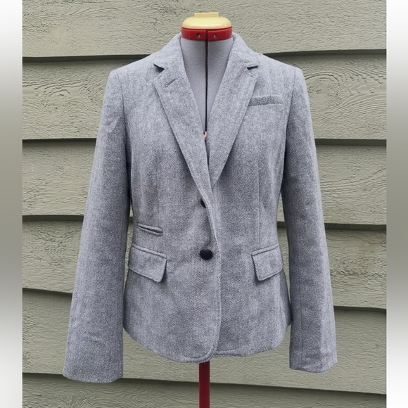 Banana Republic Jackets & Blazers - Banana Republic Grey Button-Up Blazer Jacket